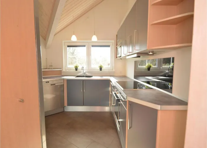 Ferienhaus Six-bedroom In